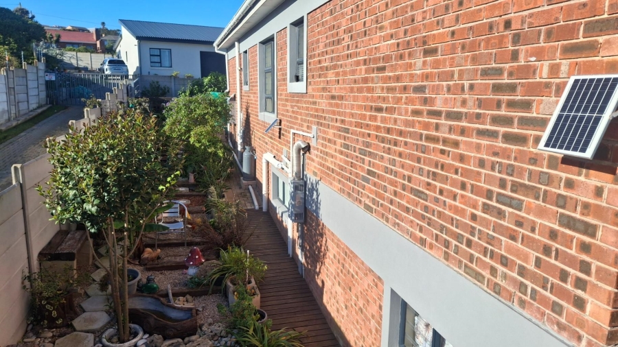 4 Bedroom Property for Sale in Dana Bay Western Cape